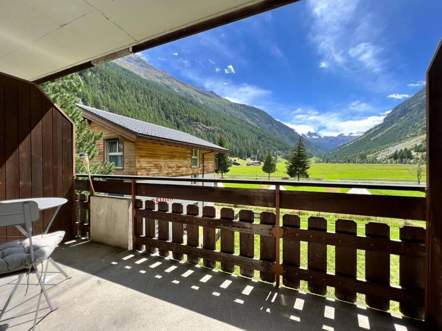 Pure Comfort! Entire Apartment With Abundant Space Near Zermatt With Parking! Täsch Extérieur photo